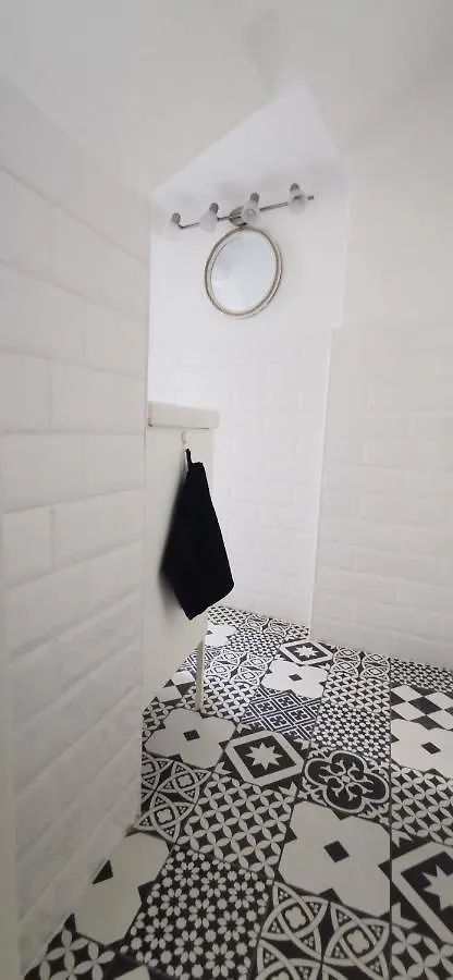Vacation Home Kovachnica Vrbnik  Prázdninový dům Vrbnik (Primorje-Gorski Kotar)